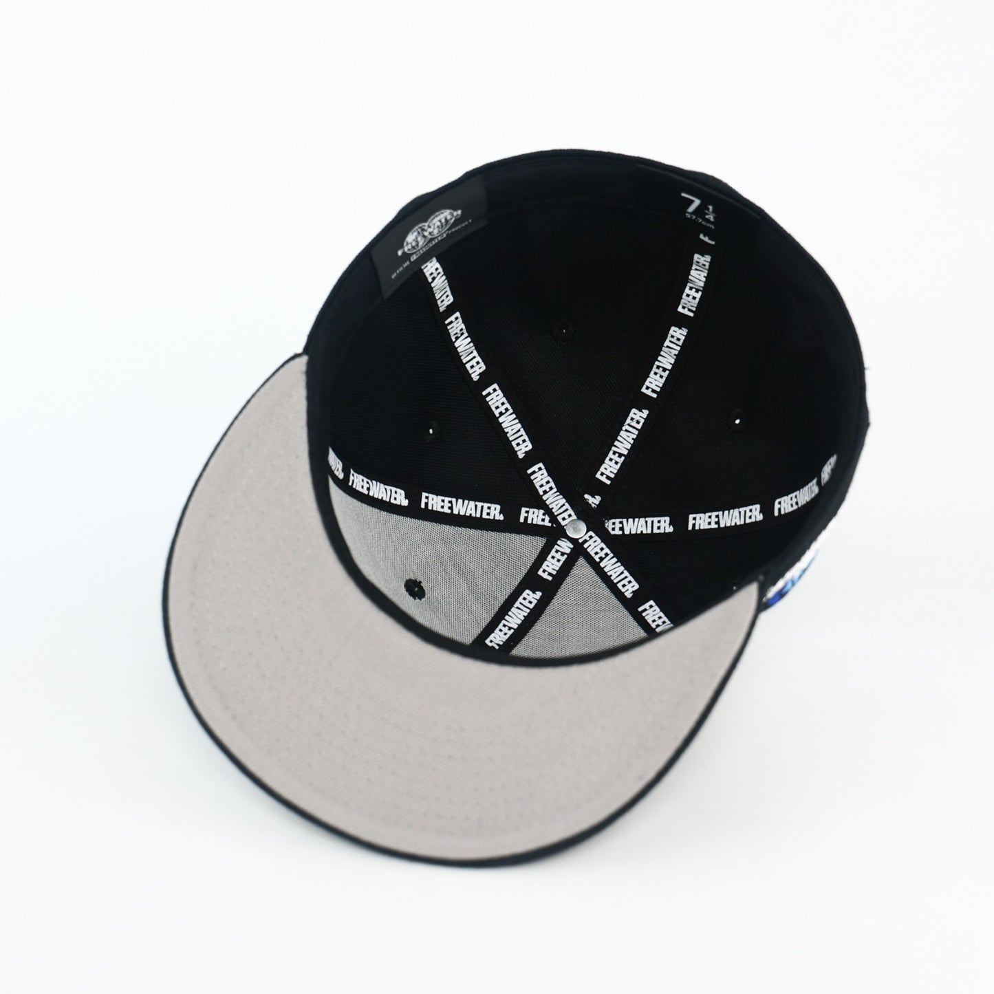 FW STAR FITTED BLACK