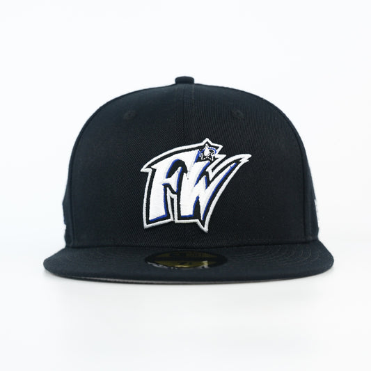 FW STAR FITTED BLACK